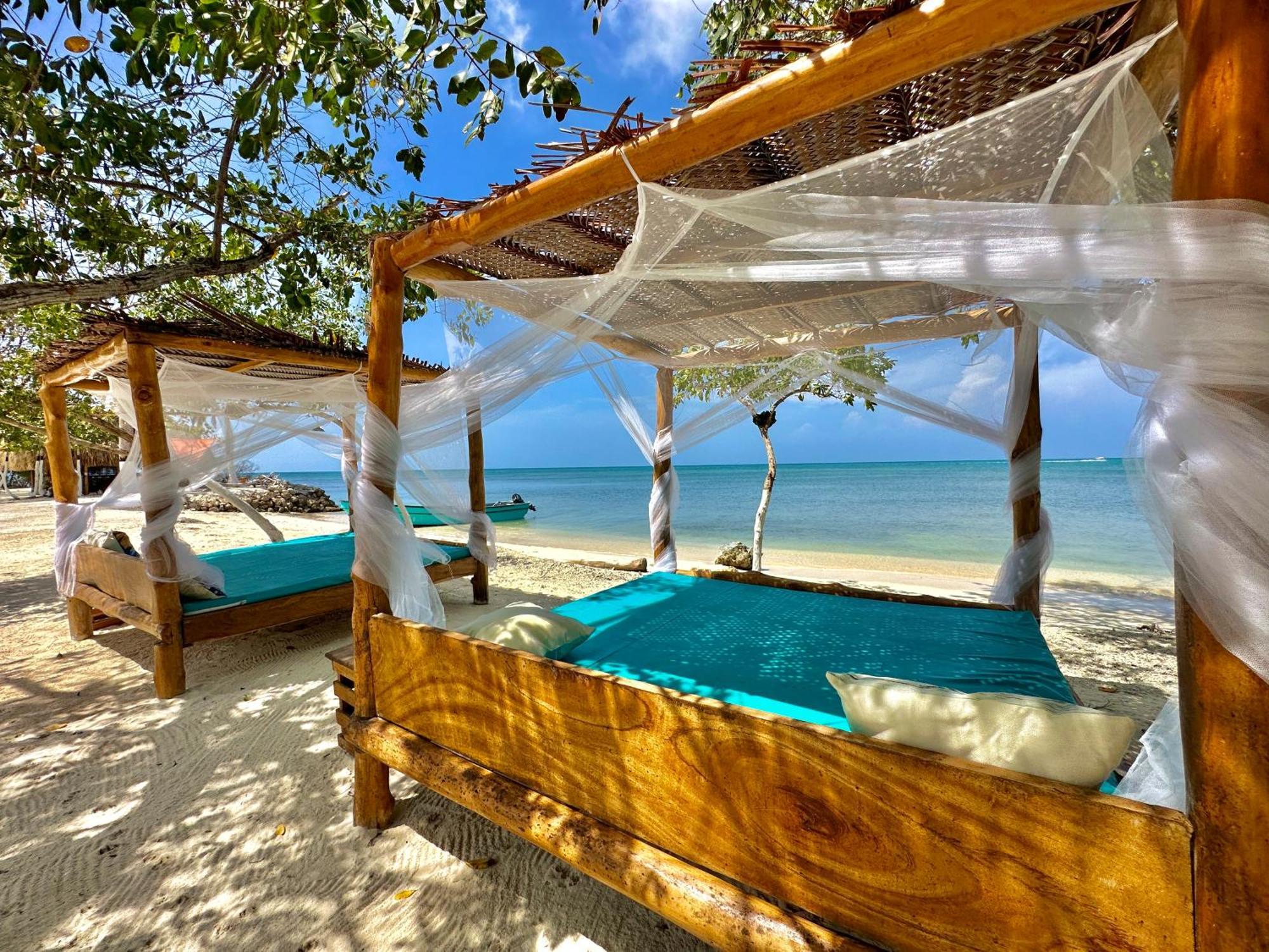 Tintipán Ashram Hostel&Glamping Tintipan Island Exterior foto